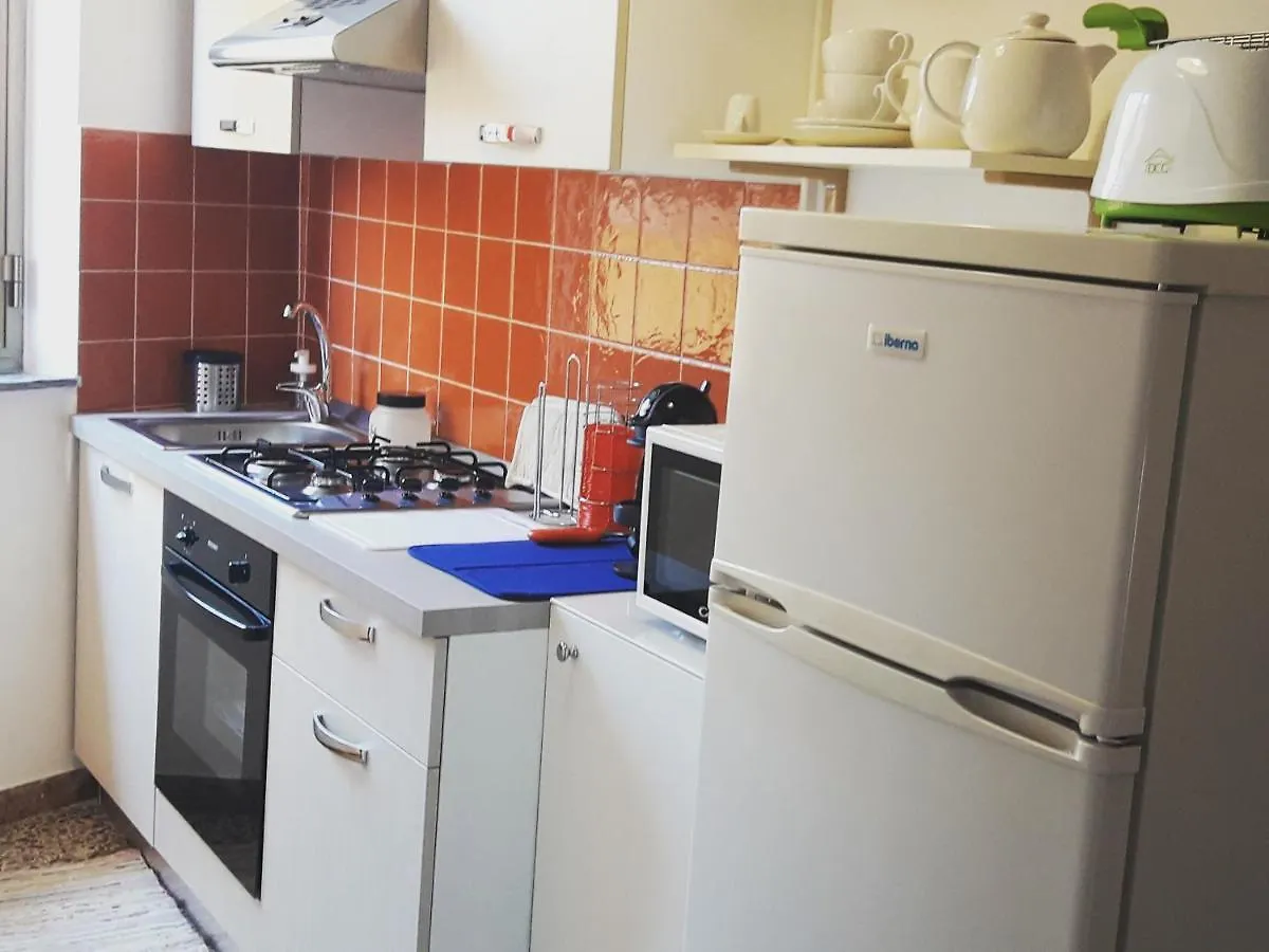טאורמינה A&M Apartment בית נופש