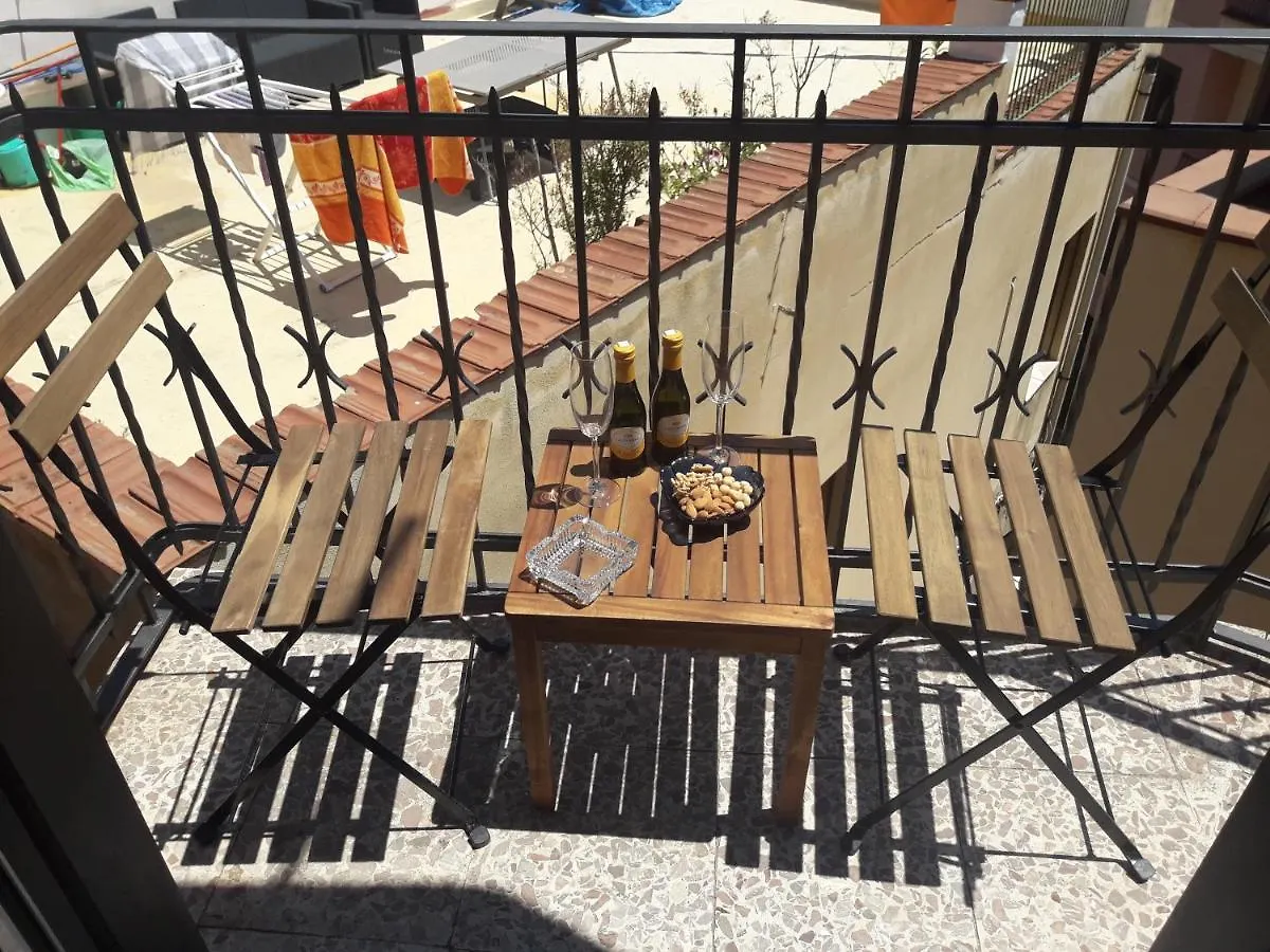 טאורמינה A&M Apartment 0*,  איטליה