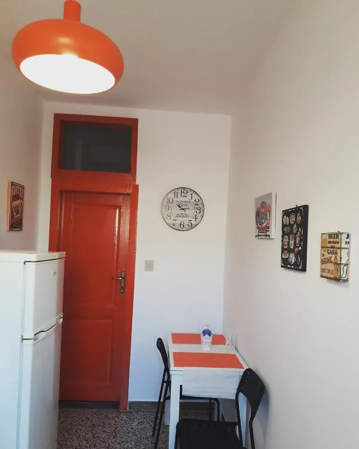 טאורמינה A&M Apartment בית נופש