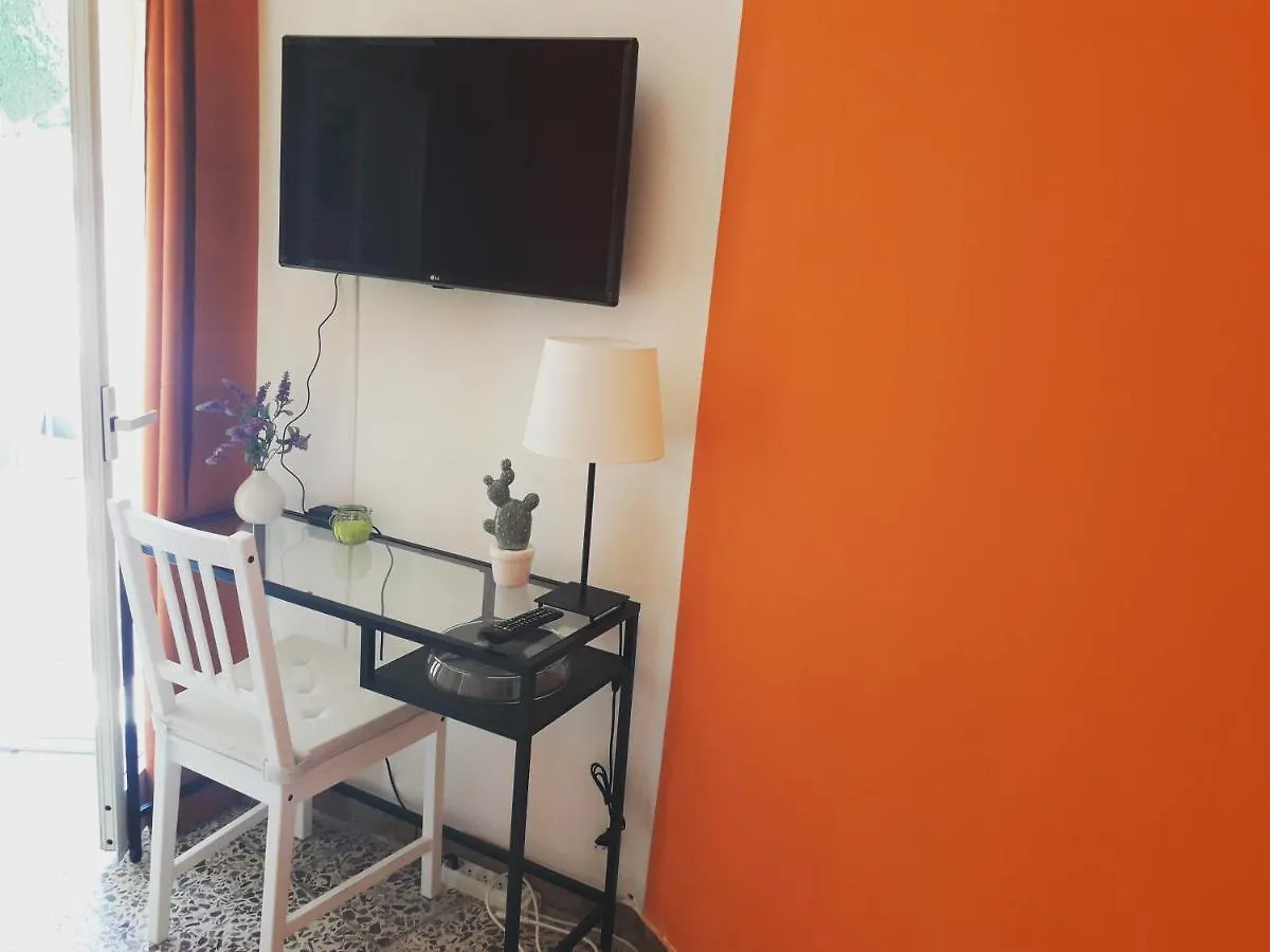 טאורמינה A&M Apartment 0*,